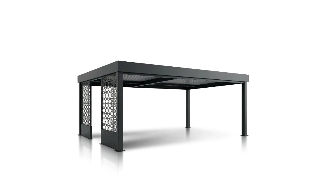 Carport moderno in acciaio accanto a una casa